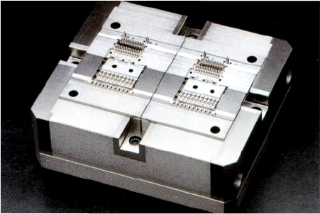 精密塑膠模具/成型技術